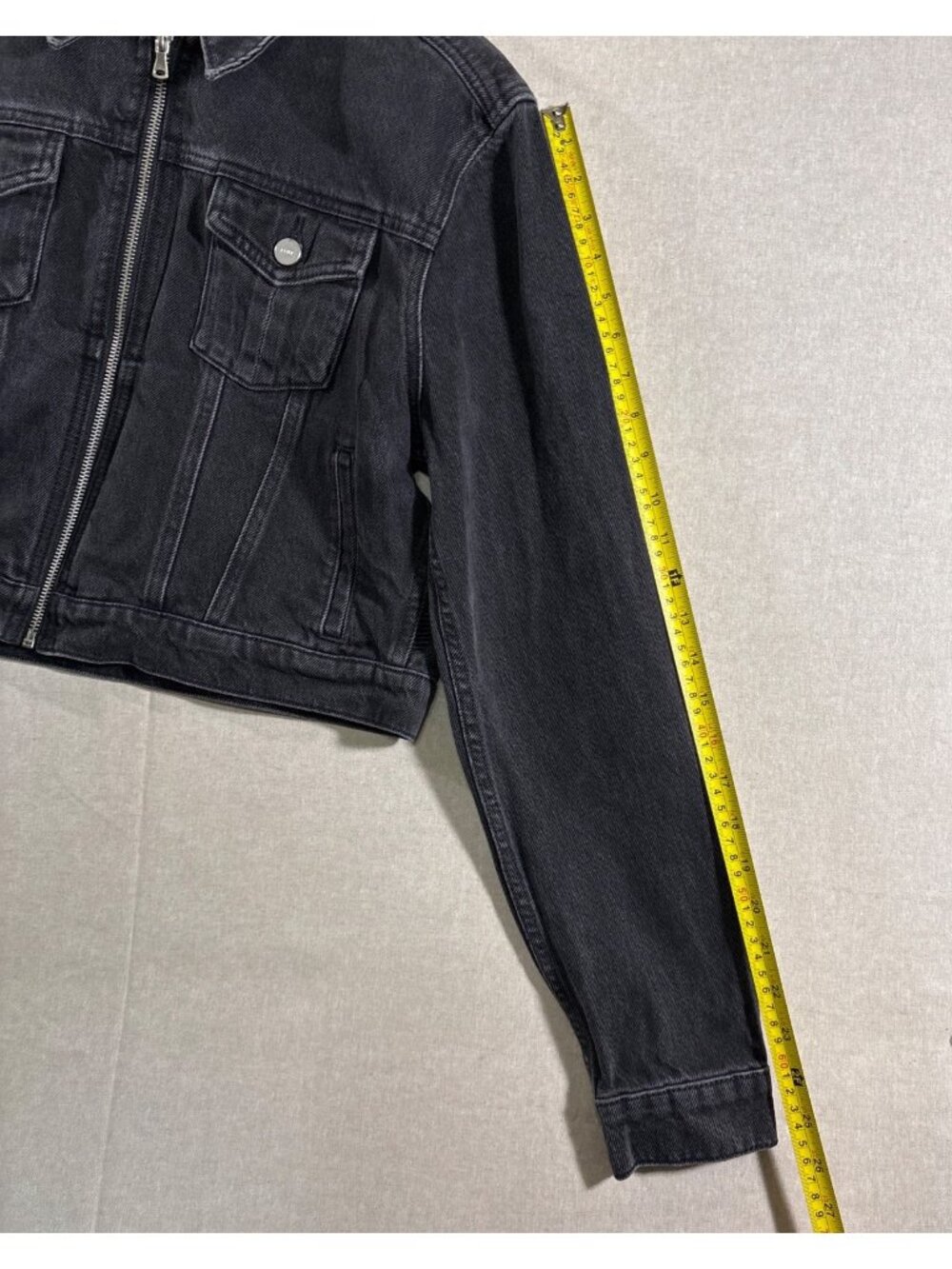 PAIGE Vivienne Cropped Faded Black Denim Zip Jacket L - Picture 10 of 10